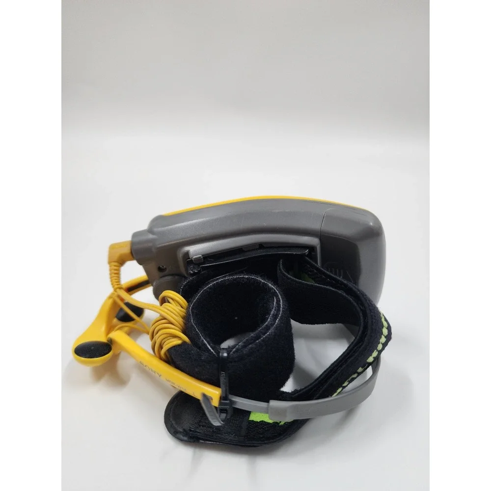 Sony Sports Walkman SRF-M78 FM AM Radio ArmBand Yellow MDR-W14 HeadphonesVintage